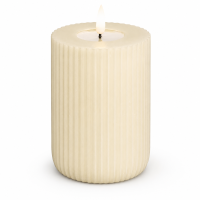 Shape Gerillte Kerze Creme 7,5 x 12,5 cm