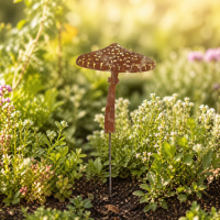Gartenstecker Pilz aus Weichstahl – lasergeschnittene Gartendeko