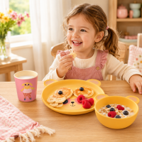 RICE Melamin Kinderteller mit Hundemotiv, gelb, Ø 19 cm