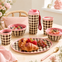RICE Melaminteller „Check Me Out“ 30 x 21,5 cm – kariert in Rosa/Braun