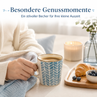 Steingutbecher Reactive Glaze Blau mit Blattmuster