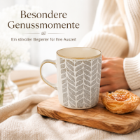 Steingutbecher Reactive Glaze Grau mit Blattmuster